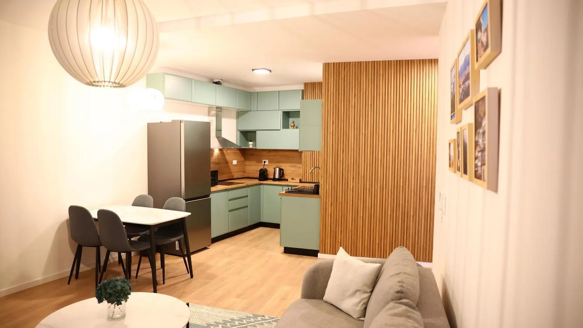 Lake View Tirana Apartment